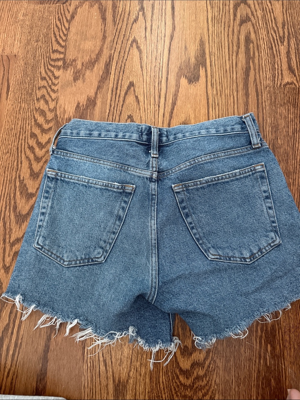 Agolde Medium Blue High-Rise Frayed Hem Denim Shorts - Picture 3 of 3